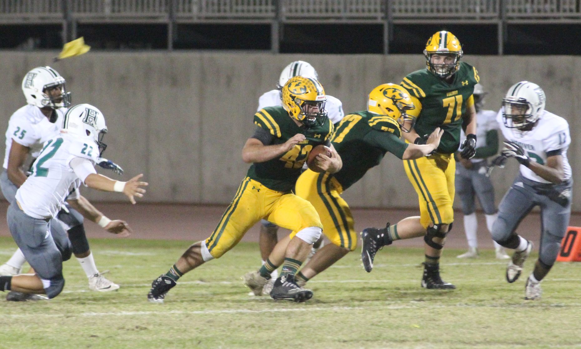 Kingsburg shuts down Hoover